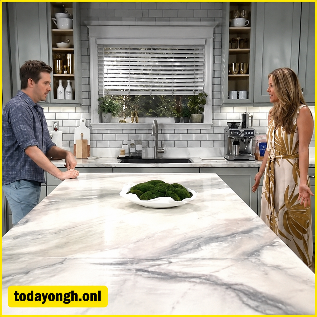 Lucas urges Carly to give Josslyn more freedom instead of trying to manage her choices.