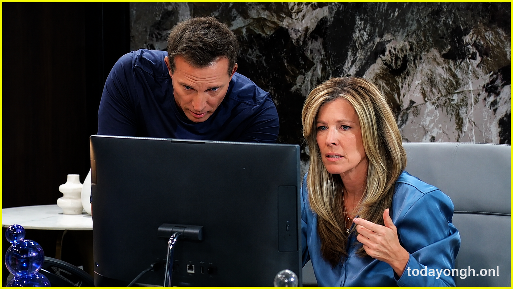 Jason works with Carly to uncover the truth behind the Metro Court’s mysterious security failure.