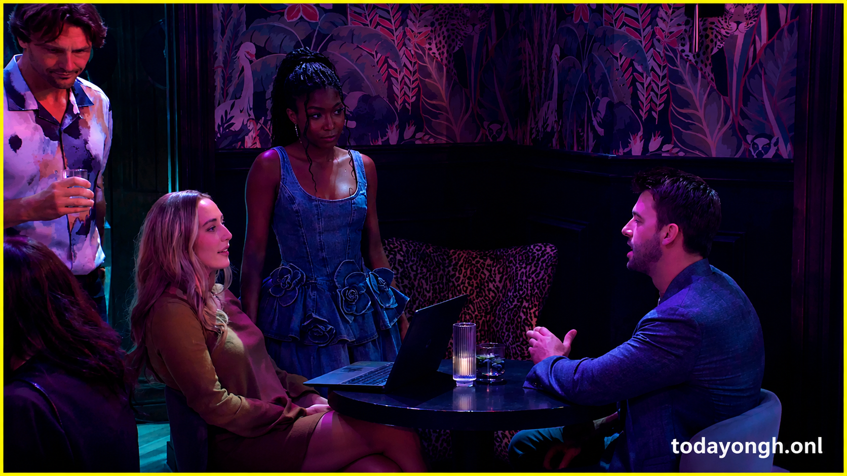 Hudson and Josslyn clash over JJE business while Trina gets ready for her big debut.